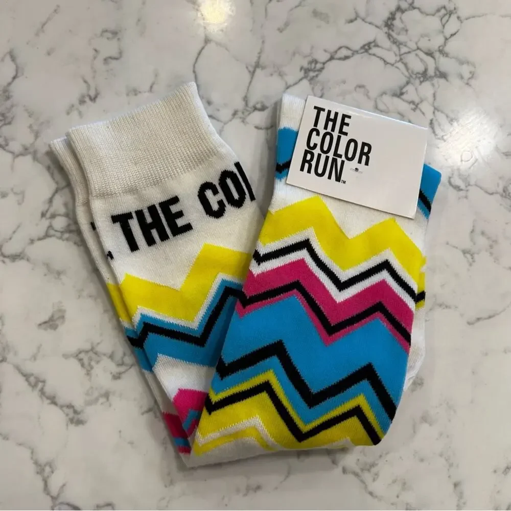 NWT The‎ Color Run Adult Socks